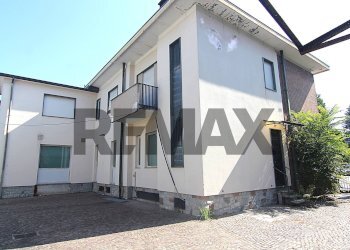 Casa all\'aperto - Appartamento piazza repubblica
 
1, Castiglione Olona - foto 17