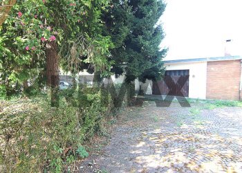 Giardino - Appartamento piazza repubblica
 
1, Castiglione Olona - foto 19