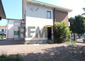 Casa all\'aperto - Appartamento piazza repubblica
 
1, Castiglione Olona - foto 23