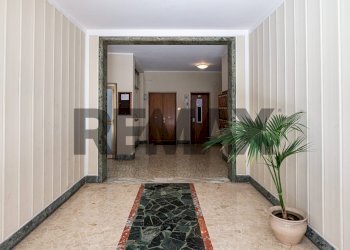 Ricezione / Lobby - Four-room apartment Piazza Irnerio
nn, Roma - photo 9