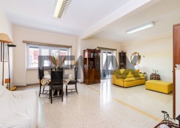 Sala da pranzo - Four-room apartment Piazza Irnerio
nn, Roma - photo 17
