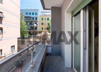 Balcone - Four-room apartment Piazza Irnerio
nn, Roma - photo 19