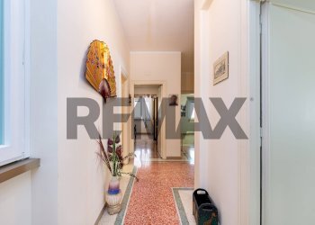 Hall / corridoio - Four-room apartment Piazza Irnerio
nn, Roma - photo 21