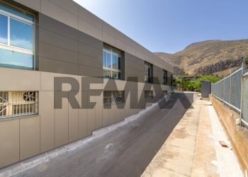 Edificio all\'aperto - Capannone Viale Aiace
126, Palermo - foto 39