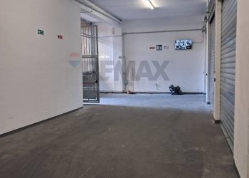 Parcheggio - Commercial Premises Via Polito
 
7, Palermo - photo 15