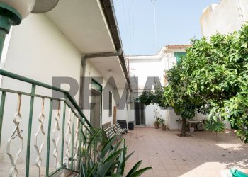Terrazza - Villa Via Nino Bixio
 
294, Vittoria - photo 46