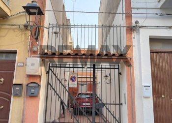 Edificio all\'aperto - Villa Via Nino Bixio
 
294, Vittoria - photo 58