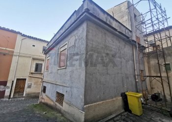 Edificio all\'aperto - Independent house Via San Sebastiano
 
42, Militello in Val di Catania - photo 2