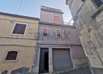 Edificio all\'aperto - Independent house Via San Sebastiano
 
42, Militello in Val di Catania - photo 9