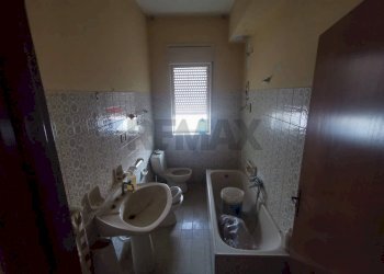 Bagno - Independent house Via San Sebastiano
 
42, Militello in Val di Catania - photo 13