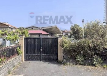 Casa all\'aperto - Terreno edificabile Via San Michele Arcangelo
1, Sant'Agata Li Battiati - foto 7