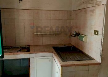 Cucina - Casa semi indipendente Via Orfanotrofio
51, Catania - foto 11