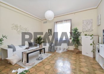Soggiorno - Three-room apartment Via Sottotenente Cantone
 
12, Mascalucia - photo 1