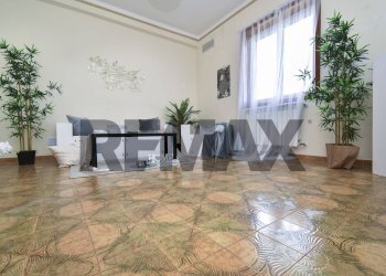 Soggiorno - Three-room apartment Via Sottotenente Cantone
 
12, Mascalucia - photo 5