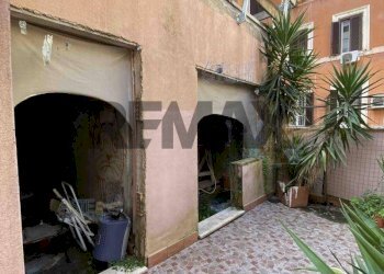 Edificio all\'aperto - Appartamento Via Delle Quattro Fontane
33, Roma - foto 16