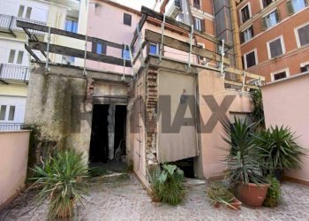 Edificio all\'aperto - Appartamento Via Delle Quattro Fontane
33, Roma - foto 18