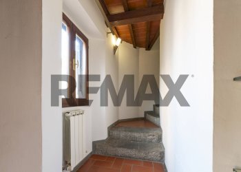 Scale - Four-room apartment VIA PERELLI
 
10/A, Bucine - photo 9