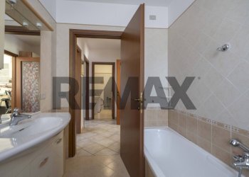 Bagno - Quadrilocale Via Antonio Gramsci
 
45, Castelplanio - foto 11