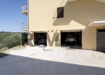 Casa all\'aperto - Quadrilocale Via Antonio Gramsci
 
45, Castelplanio - foto 25