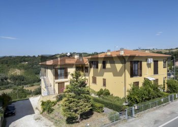 Casa all\'aperto - Quadrilocale Via Antonio Gramsci
 
45, Castelplanio - foto 29