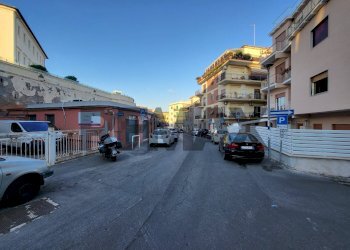 Edificio all\'aperto - Warehouse Via Breschi
32, Anzio - photo 1