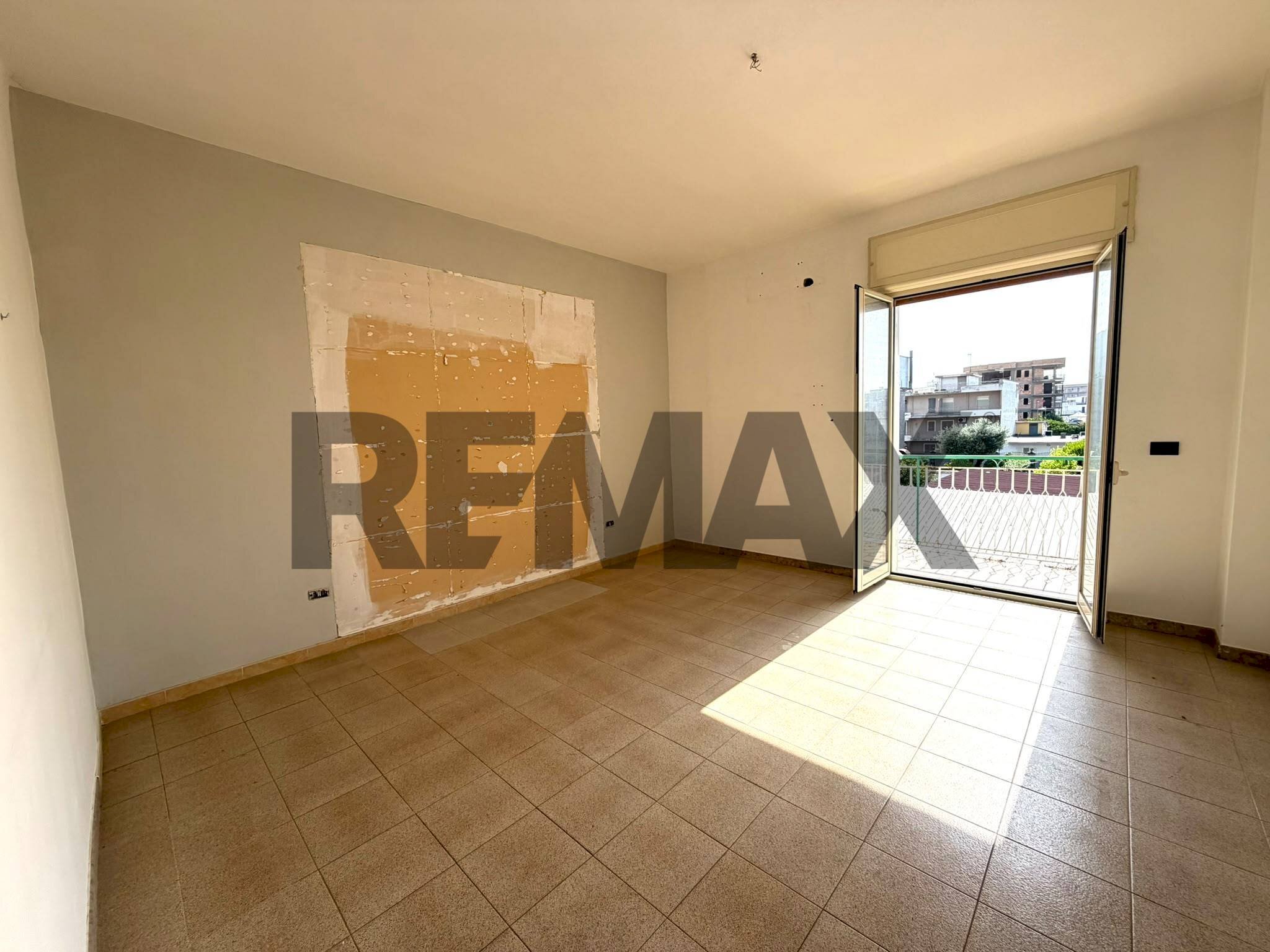 Stanza vuota - Quadrilocale Traversa etna
17, Casoria - foto 2