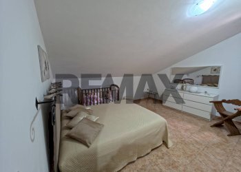 Camera / camera da letto - Attic Cda Facicchio
 
39, San Marco Argentano - photo 2