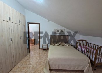 Camera / camera da letto - Attic Cda Facicchio
 
39, San Marco Argentano - photo 8