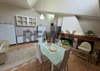 Sala da pranzo - Attic Cda Facicchio
 
39, San Marco Argentano - photo 32