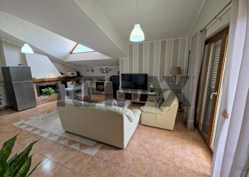 Soggiorno - Attic Cda Facicchio
 
39, San Marco Argentano - photo 45