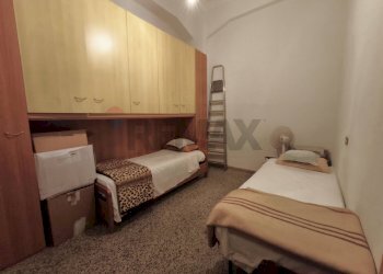 Camera / camera da letto - Appartamento Via Doninzetti
 
8, Savona - foto 14