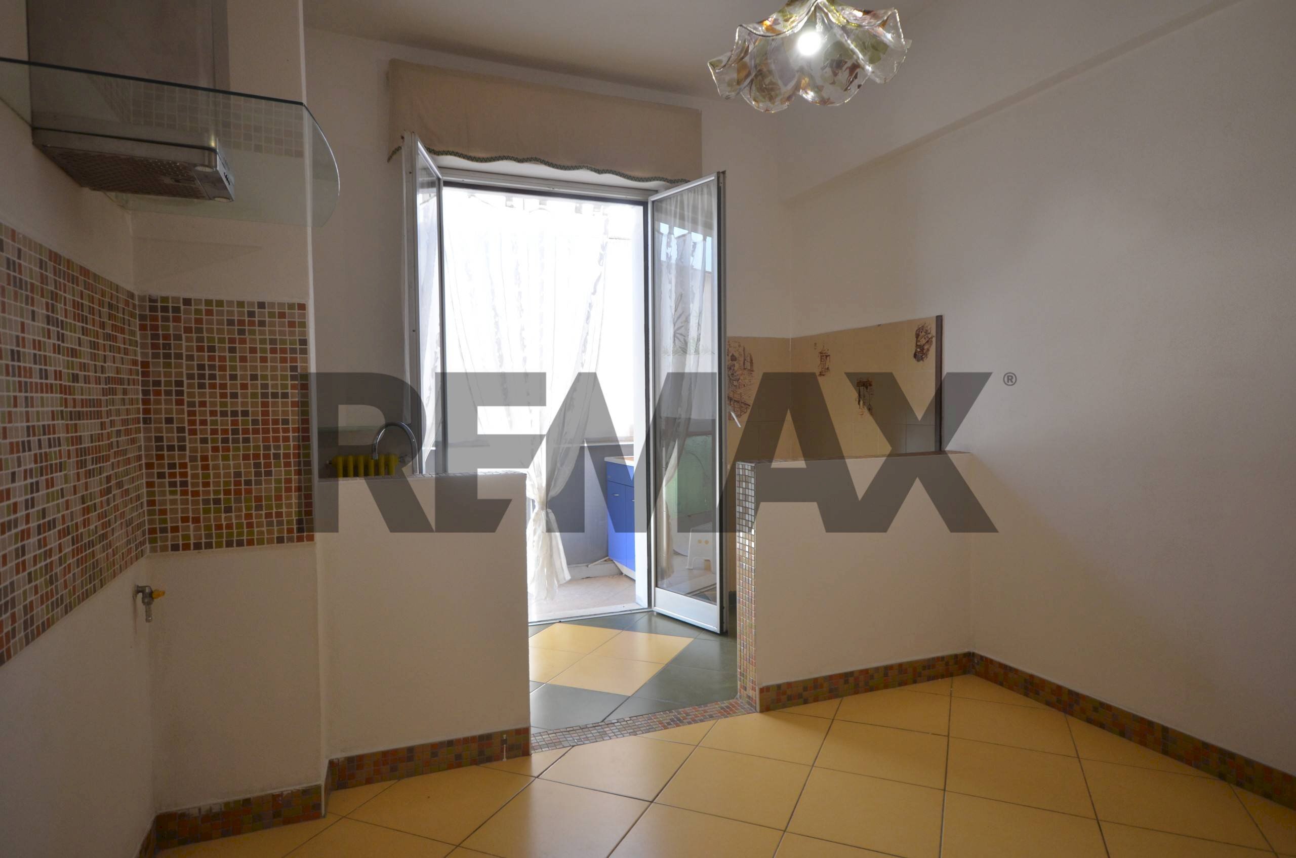 Stanza vuota - Quadrilocale Piazza della Vittoria
24, Cairo Montenotte - foto 2