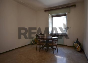Sala da pranzo - Quadrilocale Piazza della Vittoria
 
24, Cairo Montenotte - foto 10