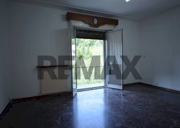 Stanza vuota - Quadrilocale Piazza della Vittoria
 
24, Cairo Montenotte - foto 18
