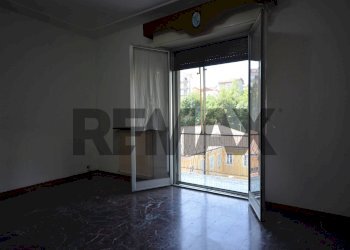 Stanza vuota - Quadrilocale Piazza della Vittoria
 
24, Cairo Montenotte - foto 22