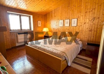 Camera / camera da letto - Three-room apartment Via Pineta
 
6, Ossimo - photo 1
