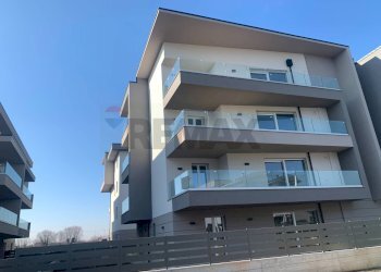 Edificio all\'aperto - Four-room apartment Via Mascagni
 
2A, Lallio - photo 25