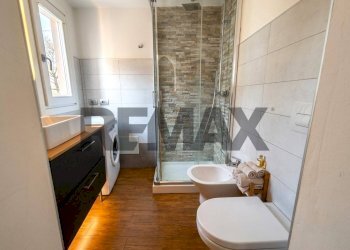 Bagno - Two-room apartment Via Vicolo Canale
 
4, Darfo Boario Terme - photo 10