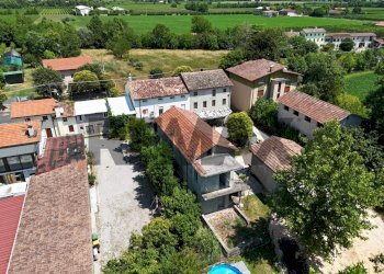 Casa all\'aperto - Casa indipendente via cesare battisti
 
26, Orsago - foto 13