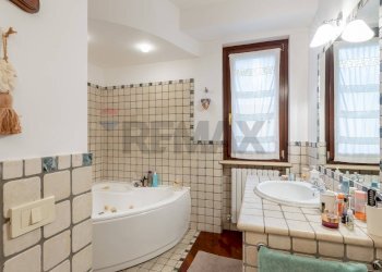 Bagno - Villa Strada della Madonnetta
 
74, Ancona - foto 19