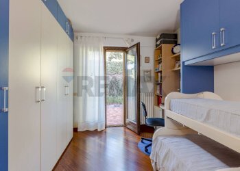 Camera / camera da letto - Villa Strada della Madonnetta
 
74, Ancona - foto 28
