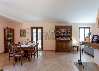 Sala da pranzo - Villa Strada della Madonnetta
 
74, Ancona - foto 3