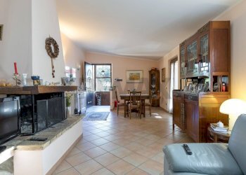 Sala da pranzo - Villa Strada della Madonnetta
 
74, Ancona - foto 6