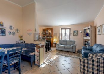Sala da pranzo - Villa Strada della Madonnetta
 
74, Ancona - foto 7