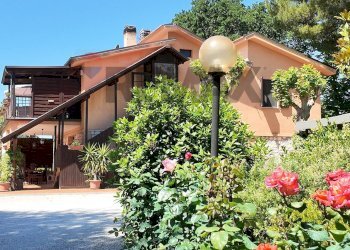 Casa all\'aperto - Villa Strada della Madonnetta
 
74, Ancona - foto 60