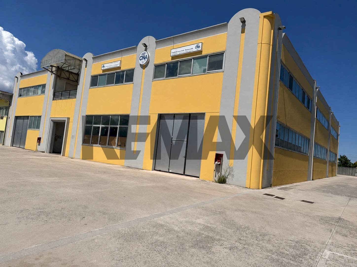 Edificio all\'aperto - Ufficio Via del Consorzio
10/C, Falconara Marittima - foto 2