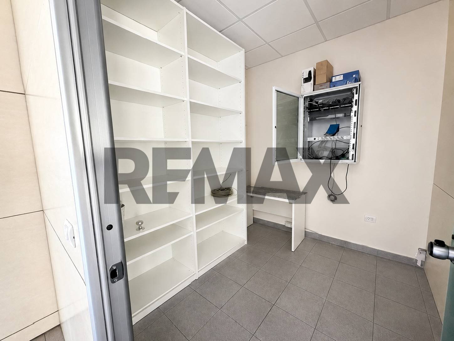 Bagno - Ufficio Via del Consorzio
10/C, Falconara Marittima - foto 3