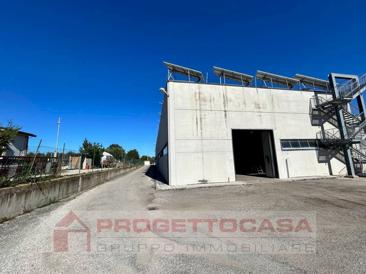 Foto 4 - Shed Via Ottantunesima Strada
19, Monteprandone - photo 3