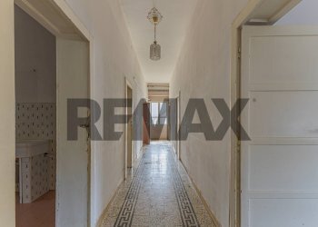 Hall / corridoio - Quadrilocale Corso Giovanni Pascoli
 
2, Sassari - foto 12