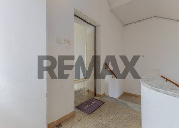 Hall / corridoio - Quadrilocale Corso Giovanni Pascoli
 
2, Sassari - foto 31